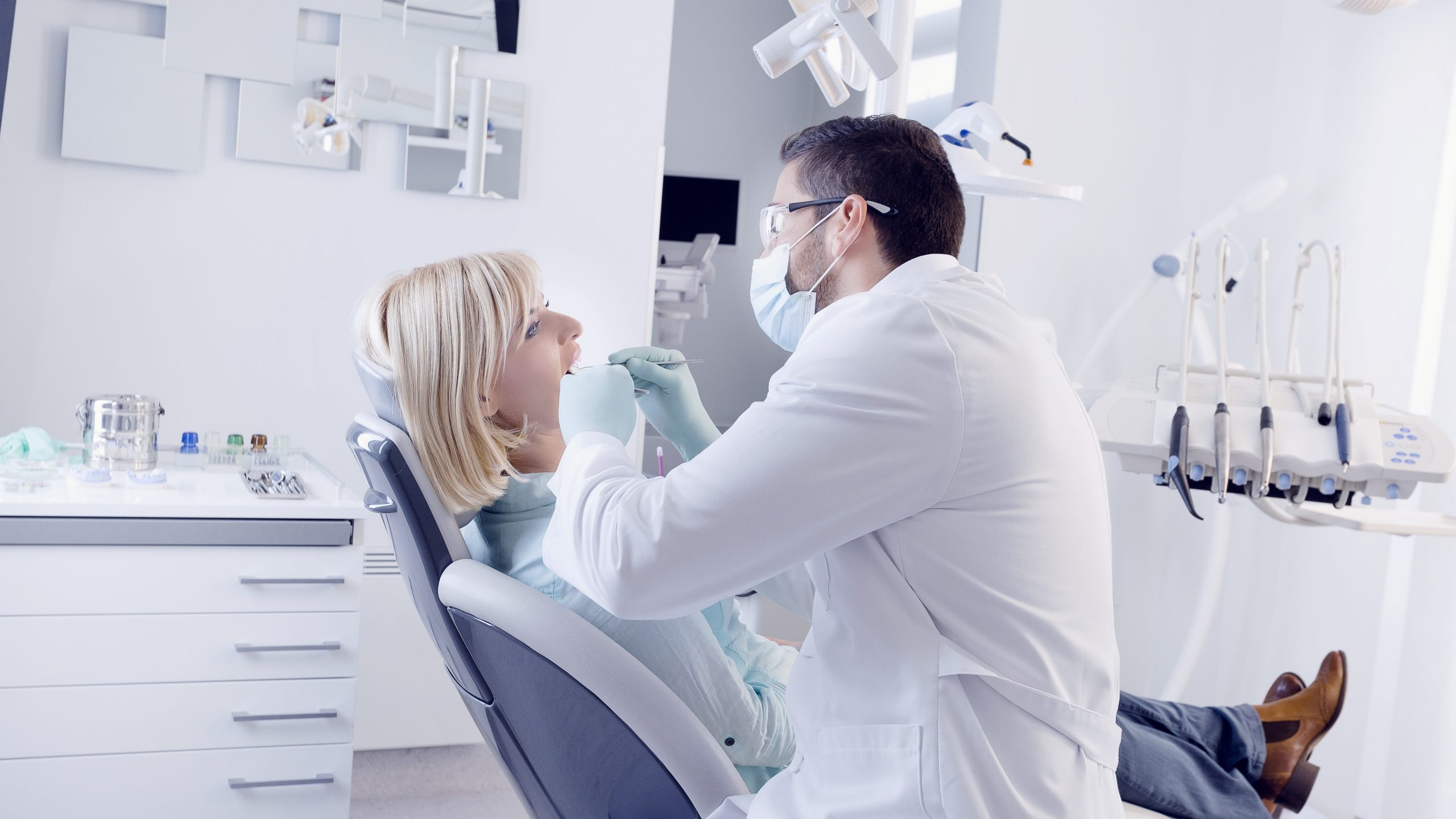Dentist in Lindale, GA